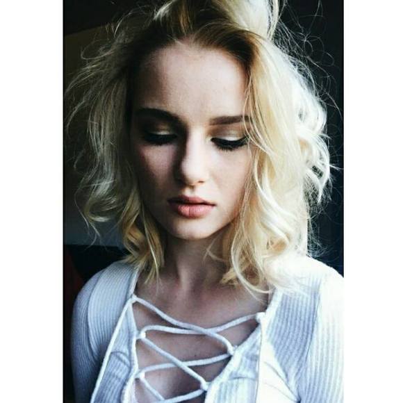 Meet your Posher, Rebecca - Picture 1 of 1